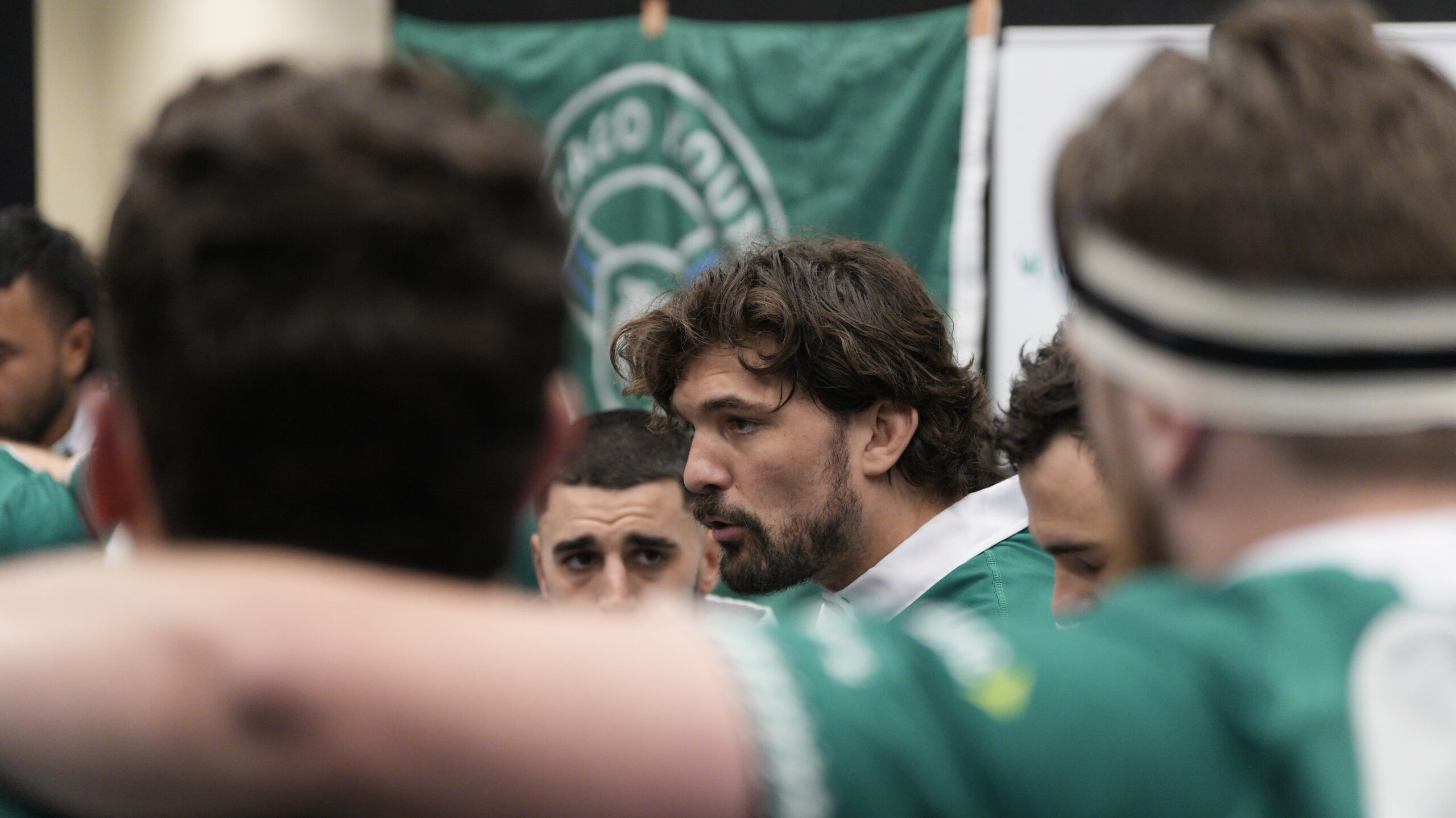 Hounds Re-Sign 2025 Team Captain